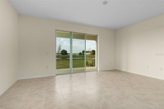Building Photo - 2206 Tay Wes Dr