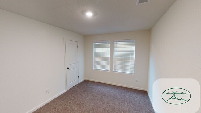 Building Photo - 218 Shafer Ave