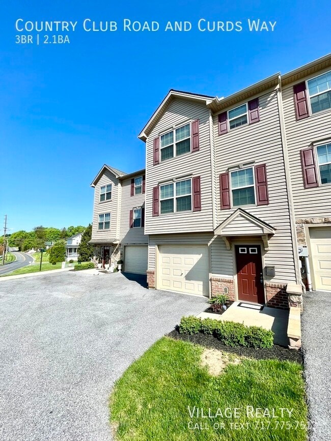 Building Photo - 721 Country Club Rd