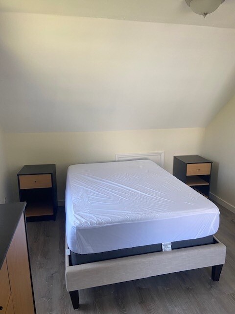 Building Photo - 95 Leighton Rd