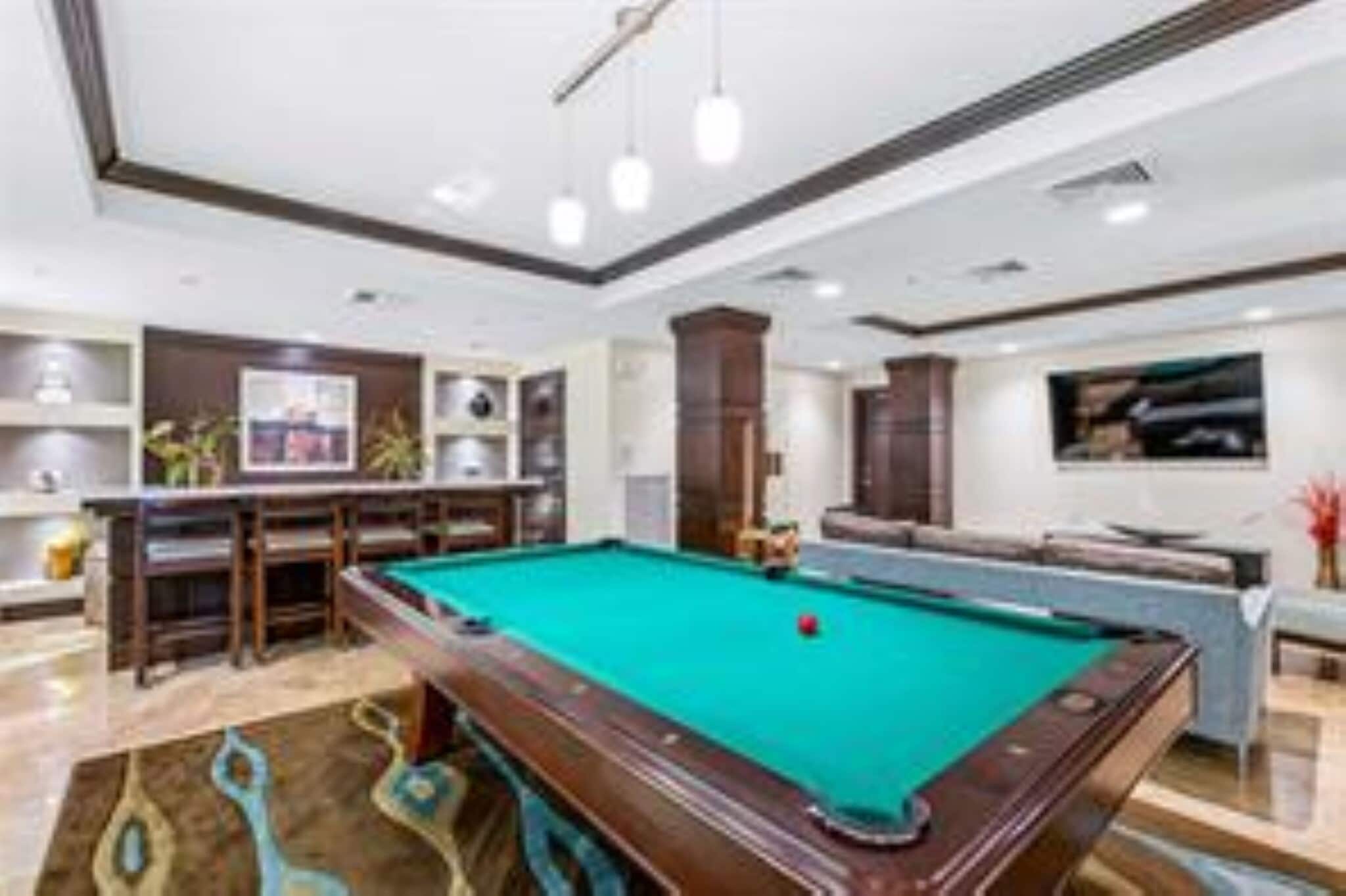 Building Photo - 2421 NE 65th St