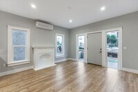 Building Photo - 415 N Coronado St