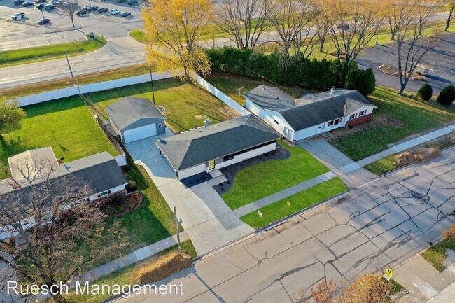 Building Photo - 4 br, 2 bath House - 1758 St Agnes Dr