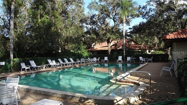 Building Photo - 7337 Oak Moss Dr