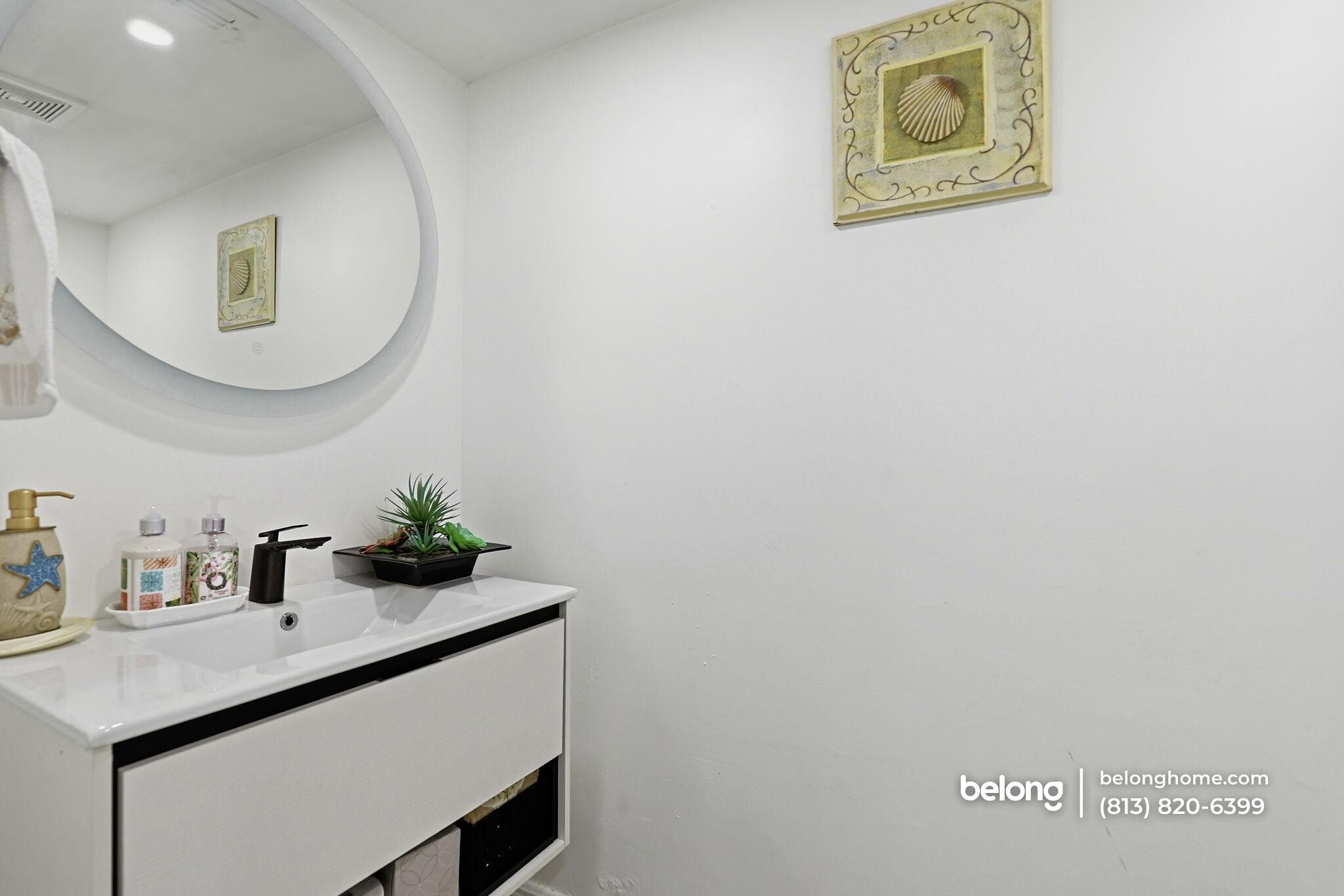 Building Photo - 731 W Elkcam Cir