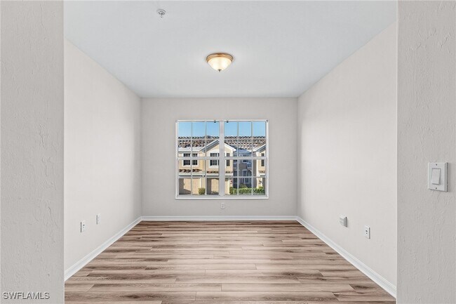 Building Photo - 2620 Somerville Loop