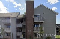 Building Photo - 5022 Ravens Crest Dr