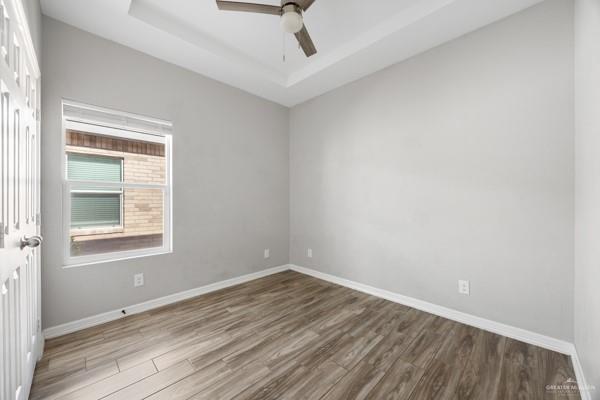 Building Photo - 905 W Kohala Ave