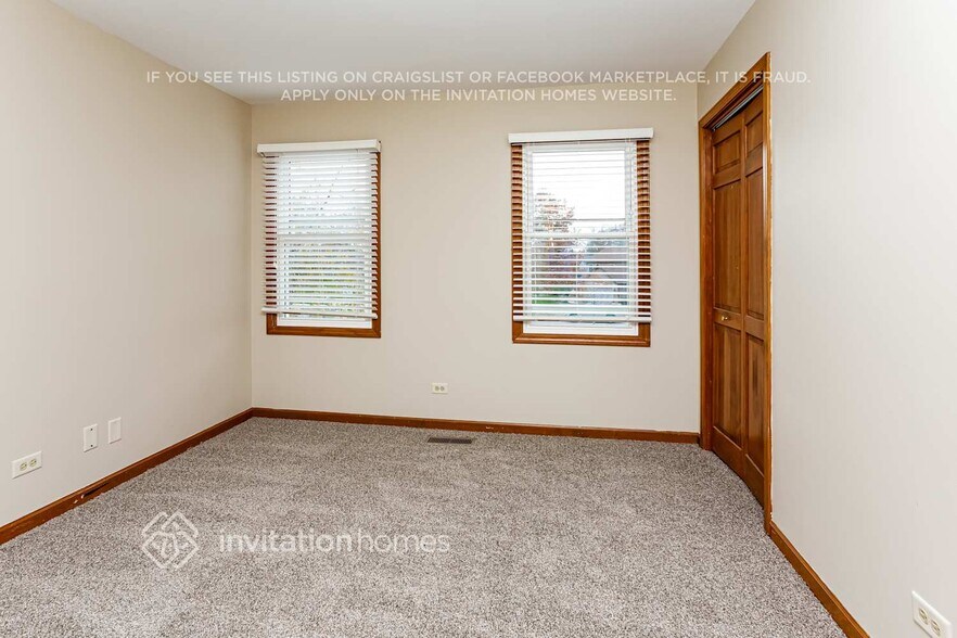 Building Photo - 1870 Ridgemont Ct