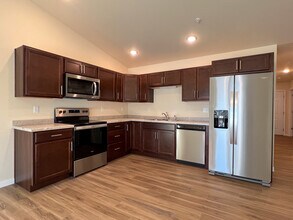 Building Photo - SCS Sunset Estates Apartment Community
