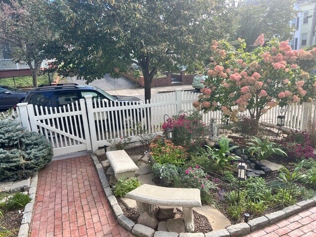 Building Photo - 45 Franklin St