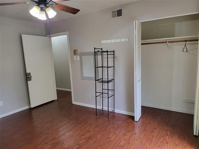 Building Photo - 1018 Vegas Dr