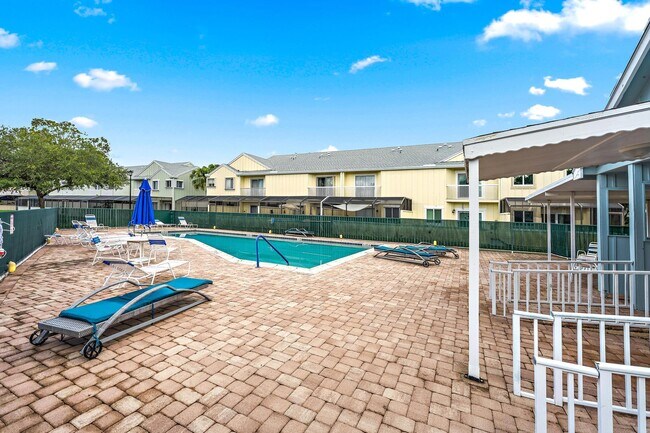 Building Photo - 6158 Riverwalk Ln