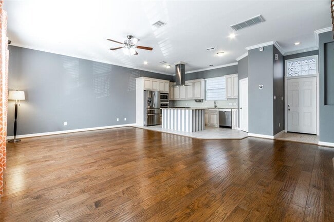 Building Photo - 1504 Colorado St