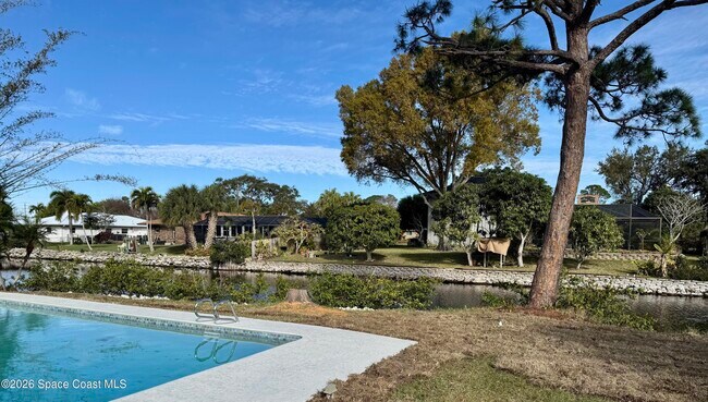 Building Photo - 540 Elliott Dr