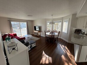 Building Photo - Orem 3 bedroom condo