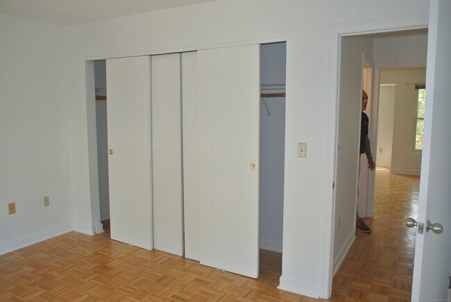 Building Photo - 130 Winchester Ave