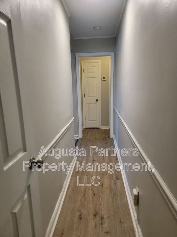 Building Photo - 2034 Trout Dr