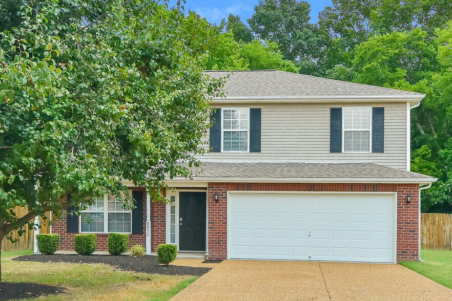 Primary Photo - 8032 Meadowview Ln