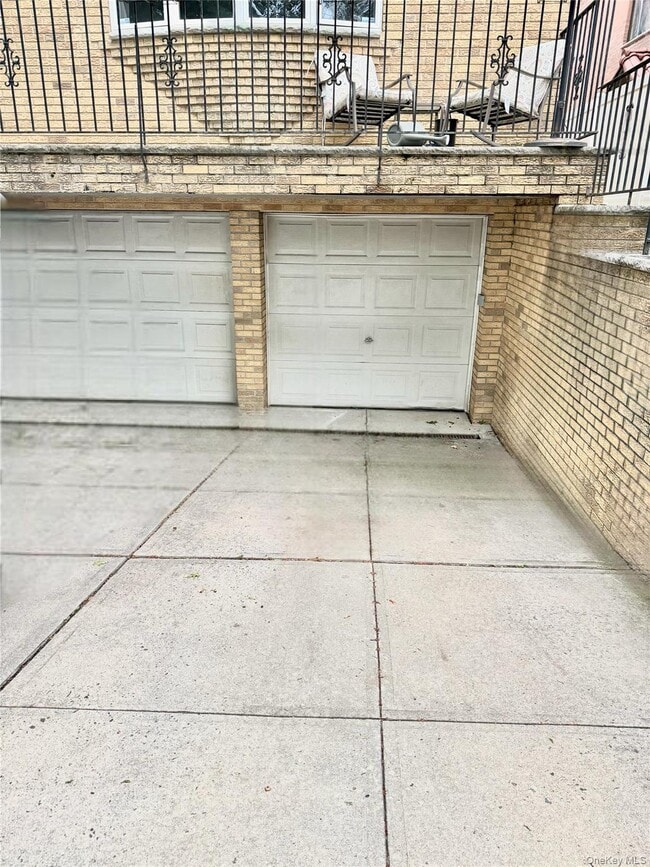 Building Photo - 56-17 135th St