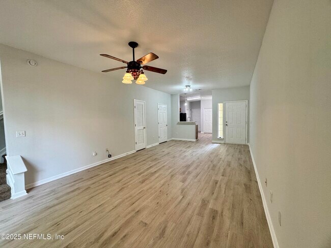 Building Photo - 4815 Playpen Dr