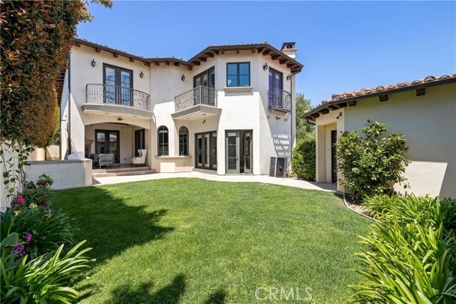 Building Photo - 718 N Poinsettia Ave