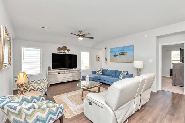 Building Photo - 6842 Scarlet Sagebrush St