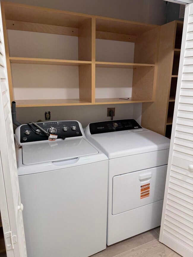 Building Photo - 3511 Village Blvd