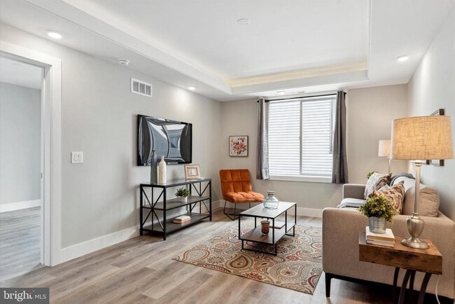 Building Photo - 1223 N 7th St