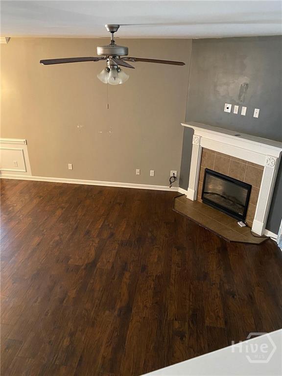 Building Photo - 550 Summer Hill Way