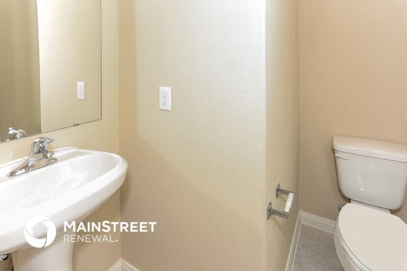 Building Photo - 1442 Park Trails Blvd