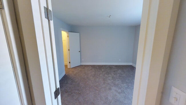 Bedroom - SomerStone Estates