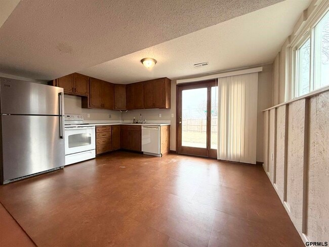 Building Photo - 9723 Ogden Cir