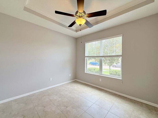 Building Photo - 8222 Willow Beach Dr