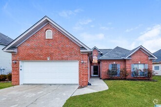 Building Photo - 1632 Old Cahaba Ct