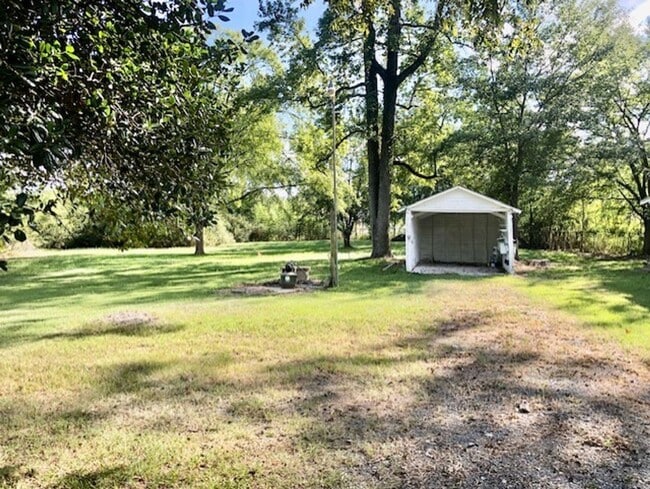 Building Photo - $500 OFF FIRST MONTH'S RENT-COMPLETE REMODEL-NORTH SHREVEPORT-BLANCHARD AREA