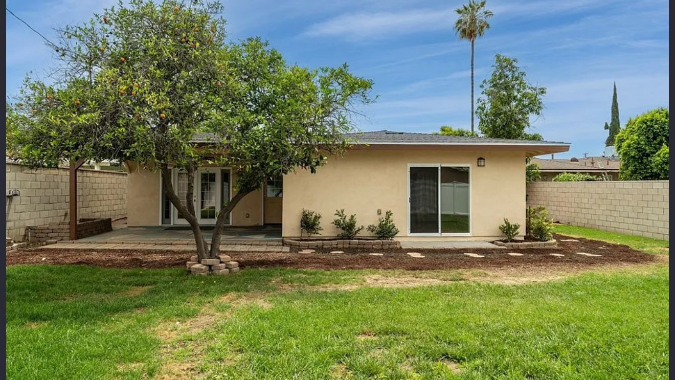 Building Photo - 25446 Lane St