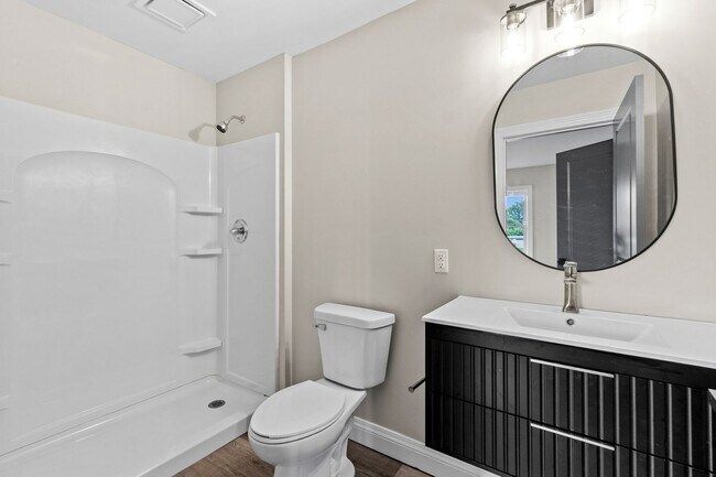 Building Photo - For Sale or Rent – Fully Renovated Stone R...