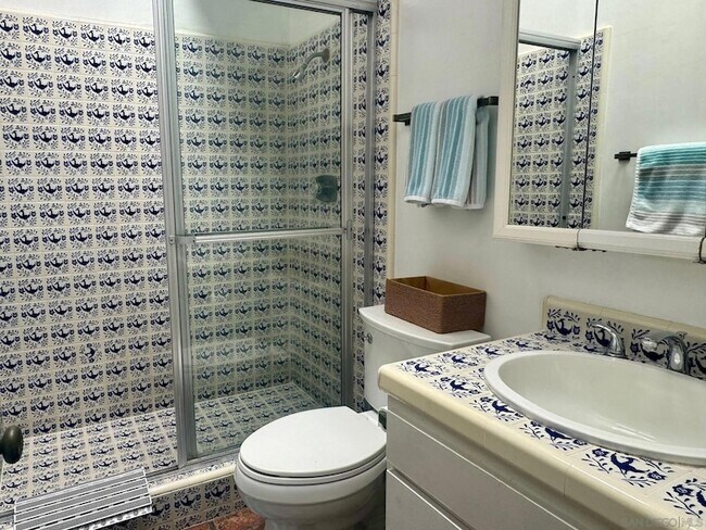 Building Photo - 8151 Camino Del Oro