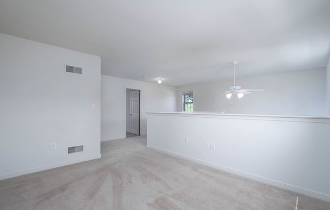 Building Photo - 218 Daltrey Ct