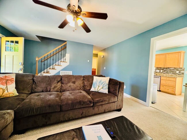 Building Photo - 2576 Blue Dog Ct