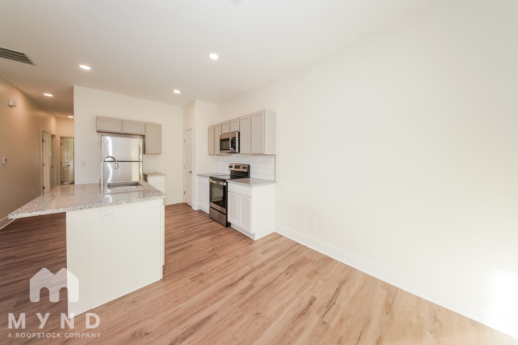 Building Photo - 5764 E Bristol Cir