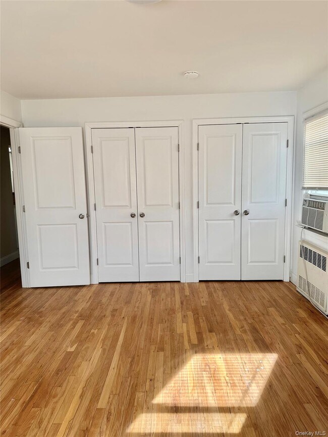 Building Photo - 110 Evergreen Ave