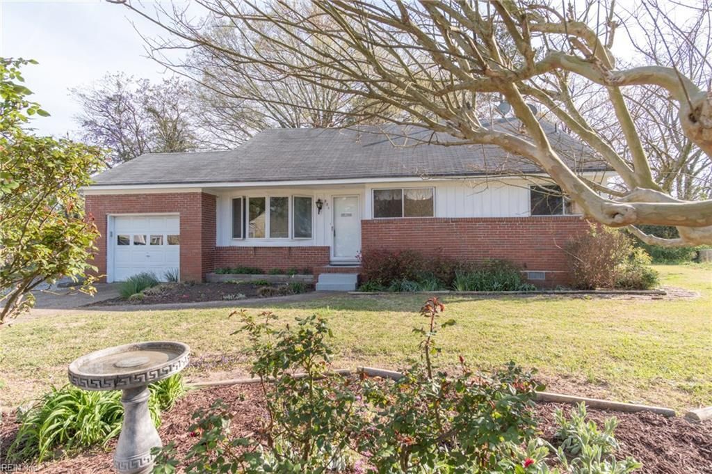 Building Photo - 301 Pepper Mill Ct