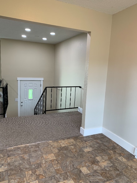 Building Photo - 2335 55th St