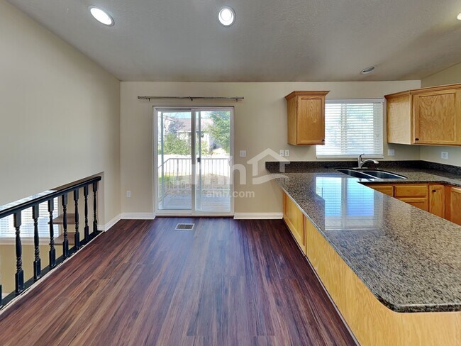 Building Photo - 1495 N 2325 W