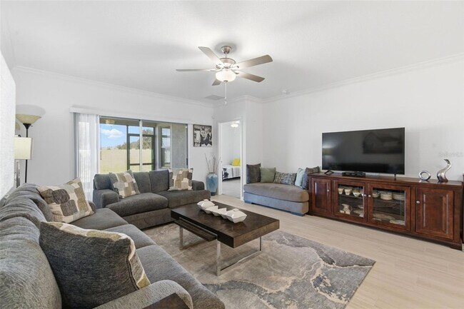 Building Photo - 31524 Golf Dr