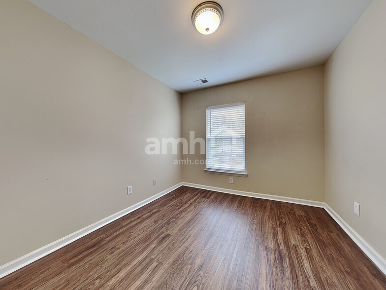 Building Photo - 313 Brickhope Ln