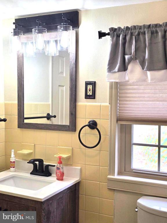 Building Photo - 1951 Conestoga Rd