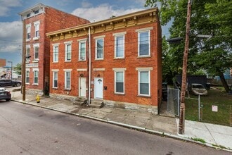 Building Photo - 2-BED SECTION 8 APPROVED